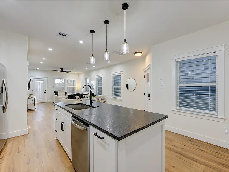 3406 Garapan St #A — Photo 19