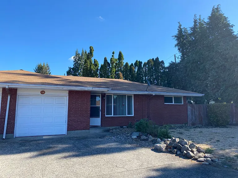 115 N Garrison Rd — Photo 1