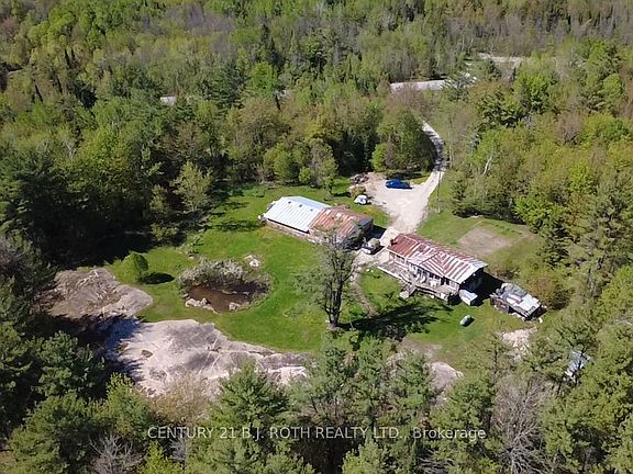 5th image of 444 Monck Rd