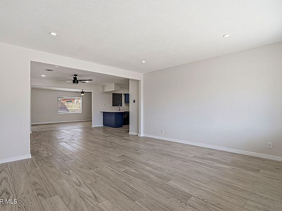 4th image of 5420 Yarmouth Ln