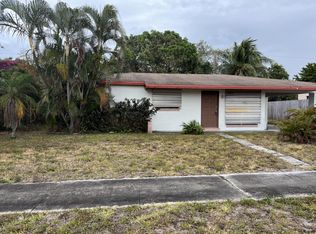 140 NE 5th St, Deerfield Beach, FL 33441