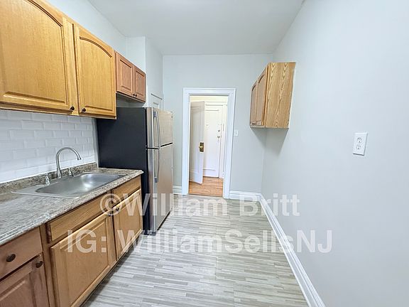 2nd image of 114 Fairview Ave #36