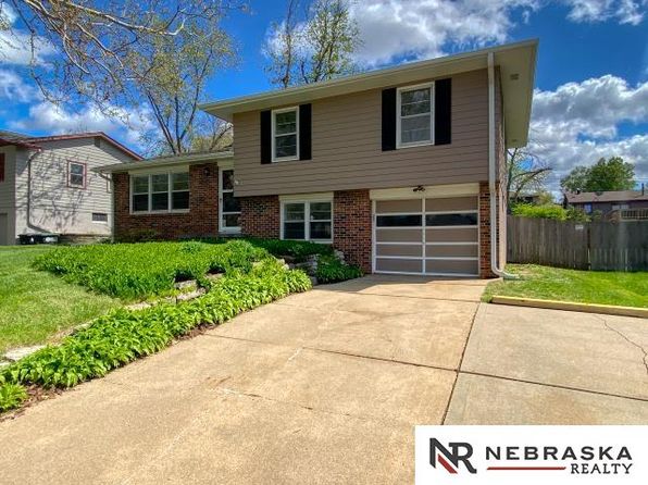12633 Holmes St, Omaha, NE 68137