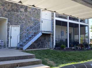 502 Park De Ville Pl, Columbia, MO 65203