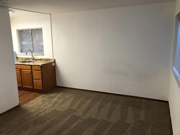 5th image of 3801 Aspen Ave Unit 1