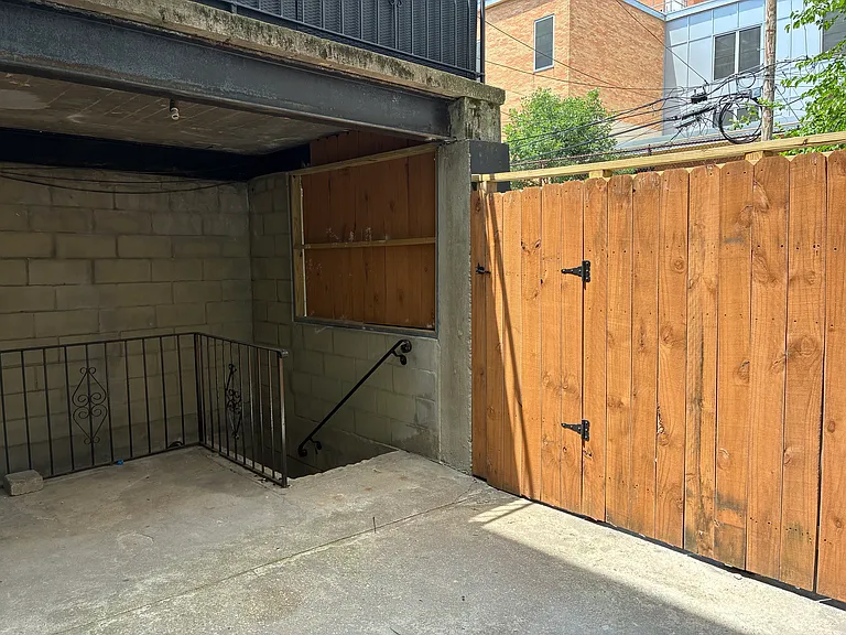 915 Greene Ave #1 — Photo 9