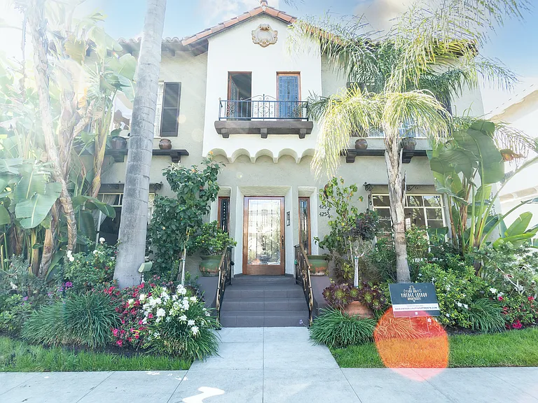 425 N Sierra Bonita Ave #425 — Photo 19