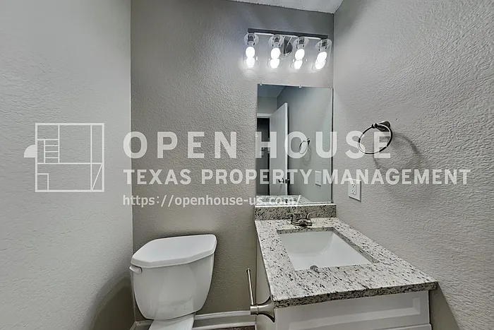 1812 Solitude Ct — Photo 23