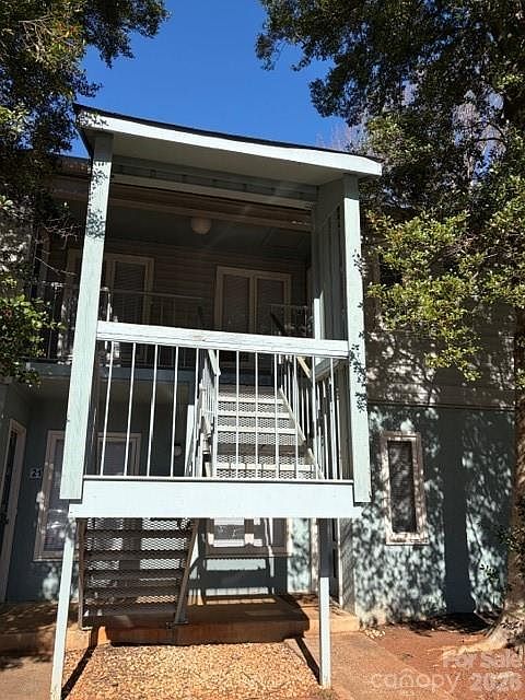1st image of 1903 Beechtree Ct Unit 28