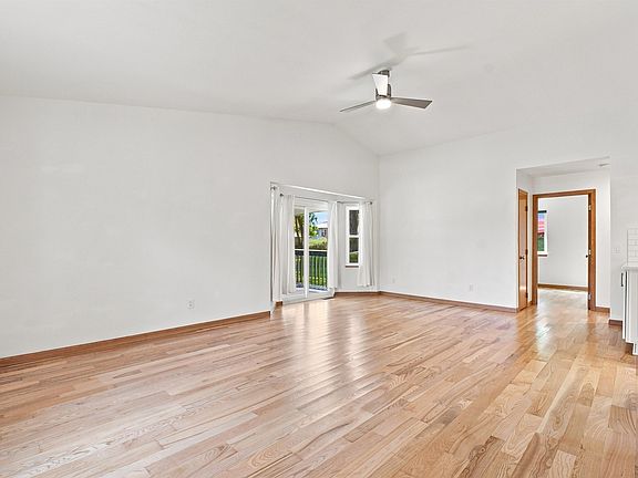 5th image of W1716 Watson Ct