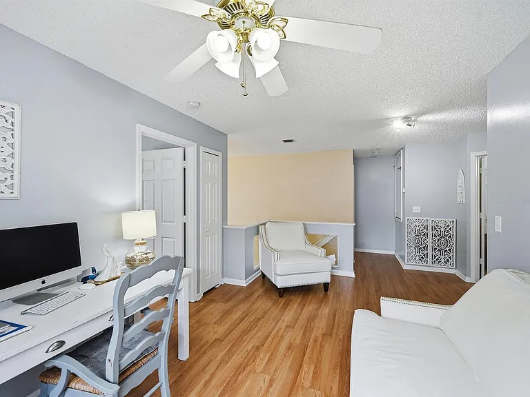 15073 Oak Chase Ct — Photo 25