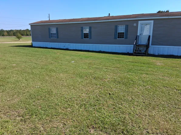 340 Clara St, Enigma, GA 31749