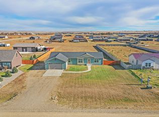 5466 Matthew Ave NW, Williston, ND 58801
