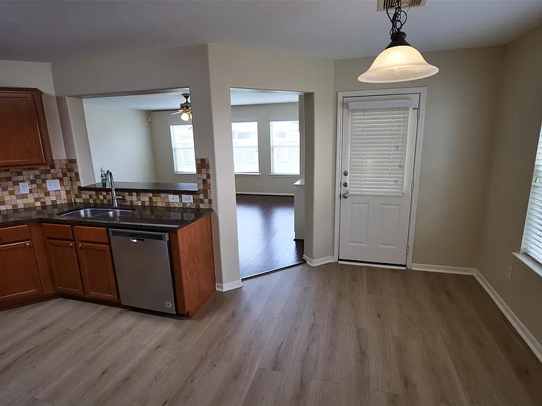 24731 Cobble Canyon Ln — Photo 13