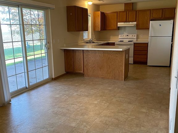 5th image of 572 15th St #542