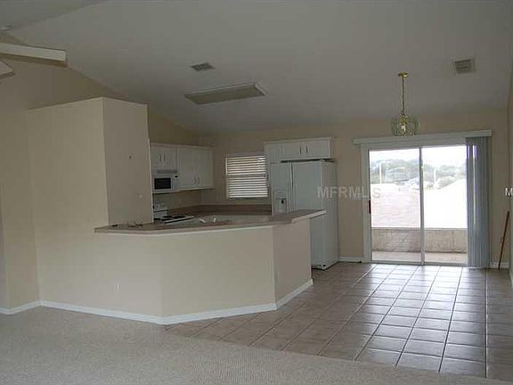 5th image of 720 Willow Run St