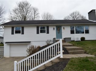 1688 Pleasant Valley Dr, Coshocton, OH