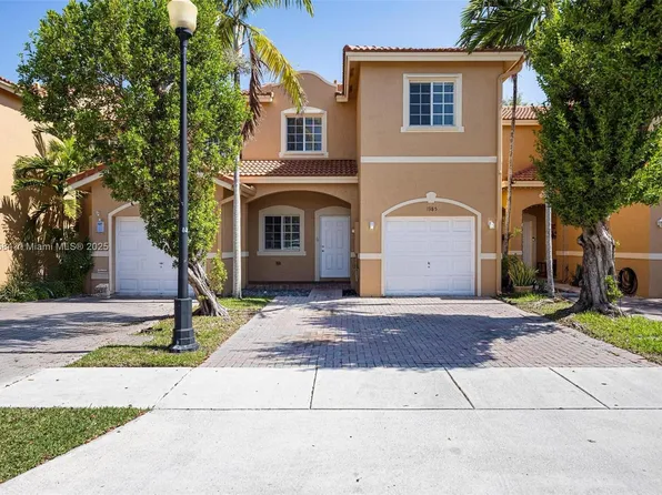 1985 SE 3rd St, Homestead, FL 33033