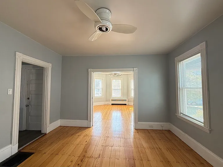 109 Nightingale Ave #1 — Photo 6
