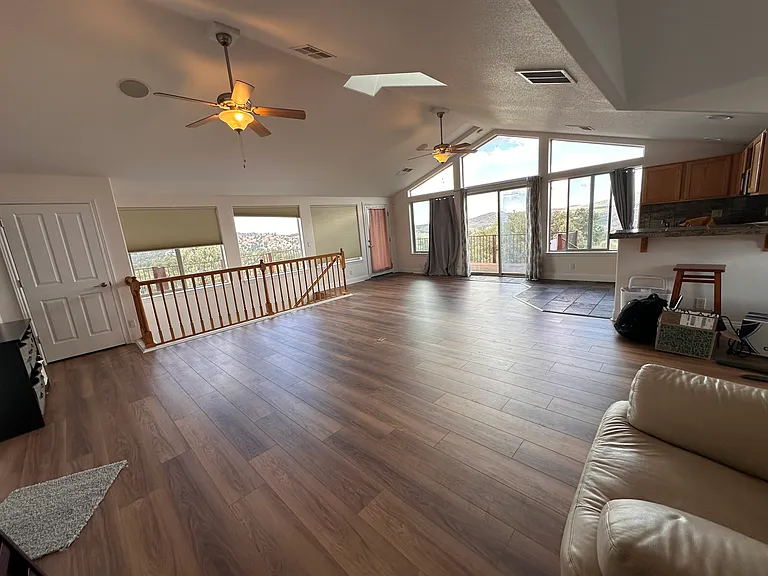 Delta Dr — Photo 18
