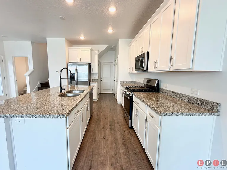 4430 W 2550 N — Photo 13
