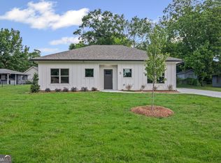 5 Gordy Pl, Newnan, GA 30263