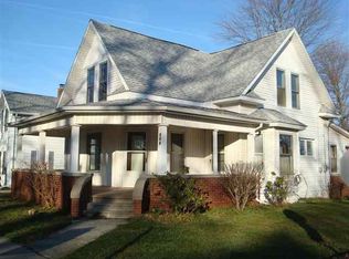 304 N Main St, Topeka, IN 46571