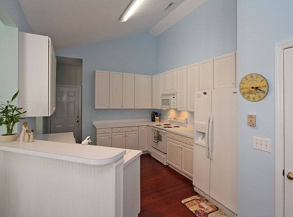 4th image of 1568 Cypress Pointe Dr