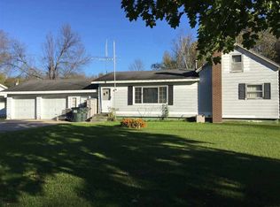 1120 Wauona Trl, Portage, WI 53901