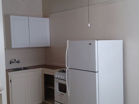 3rd image of 2330 Union St APT 05