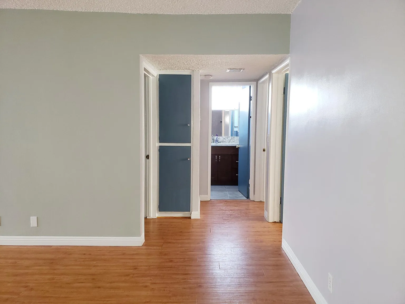 912 Centennial St — Photo 4