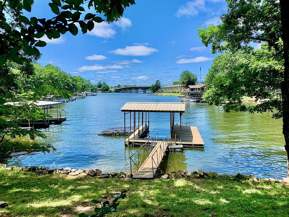 Spectacular views & private covered dock w/ PWC ramps!