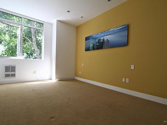 4th image of 733 Front St Unit 207