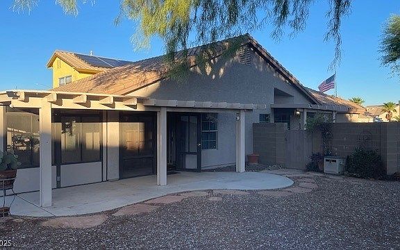4th image of 4733 Cliff Breeze Dr