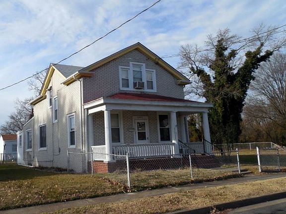 3rd image of 4406 Corbin St