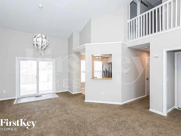 7593 Sun Valley Ct — Photo 5
