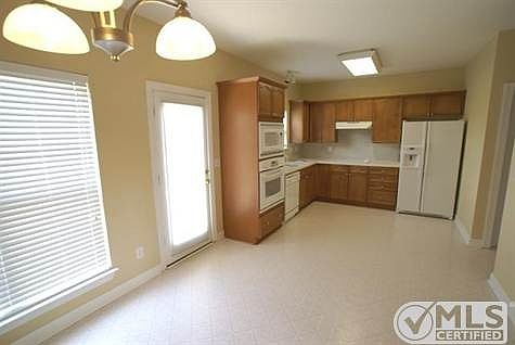 3rd image of 6545 Westfall Dr