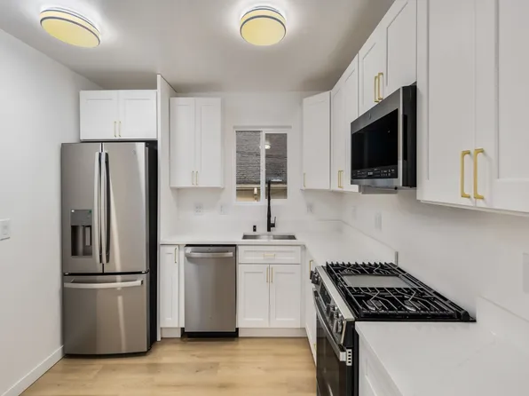 5945 Fauntleroy Way SW, Seattle, WA