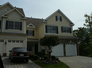 16852 Panorama Dr, Woodbridge, VA 22191