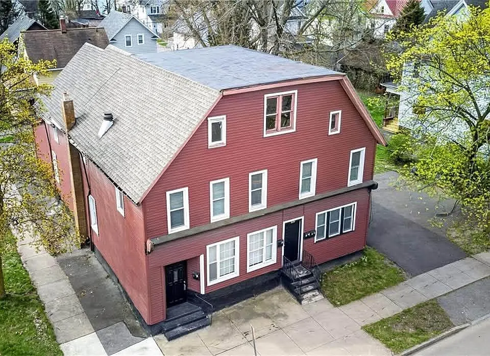 495 Emerson St #1