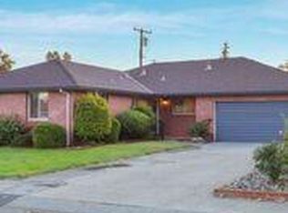 26 N Wellington Way, Lodi, CA 95242