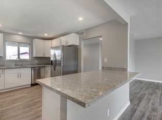 301 W Juniper St, Mesa, AZ 85201