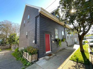 2019 Maynard St, Halifax, NS B3K3T1