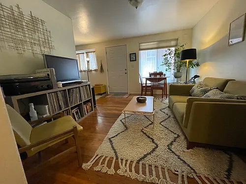 737 S Windsor St #2 Photo 1