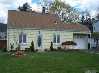 61 Harness Ln, Levittown, NY 11756