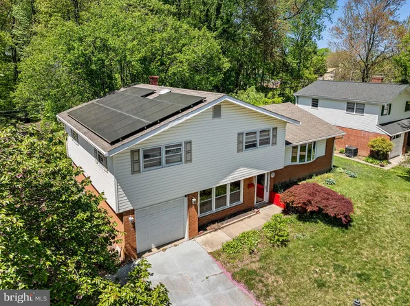 2107 Westminster Dr, Wilmington, DE 19810