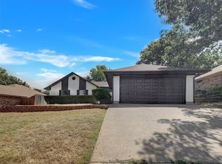 4109 Blossom Trl, Arlington, TX 76016