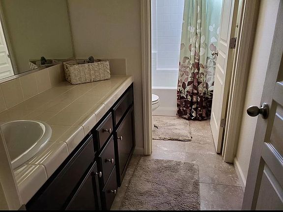 5th image of 5135 E Bishop Ln