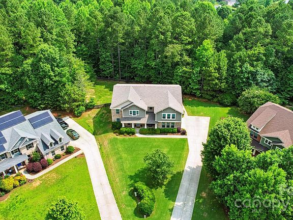2nd image of 110 Saint Sophia Ct