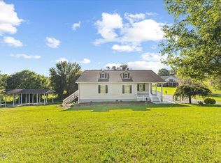 344 Slagle Rd, Elizabethton, TN 37643